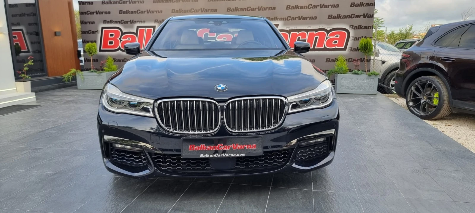 BMW 750 d X-Drive M-Performance Carbon Core - изображение 3