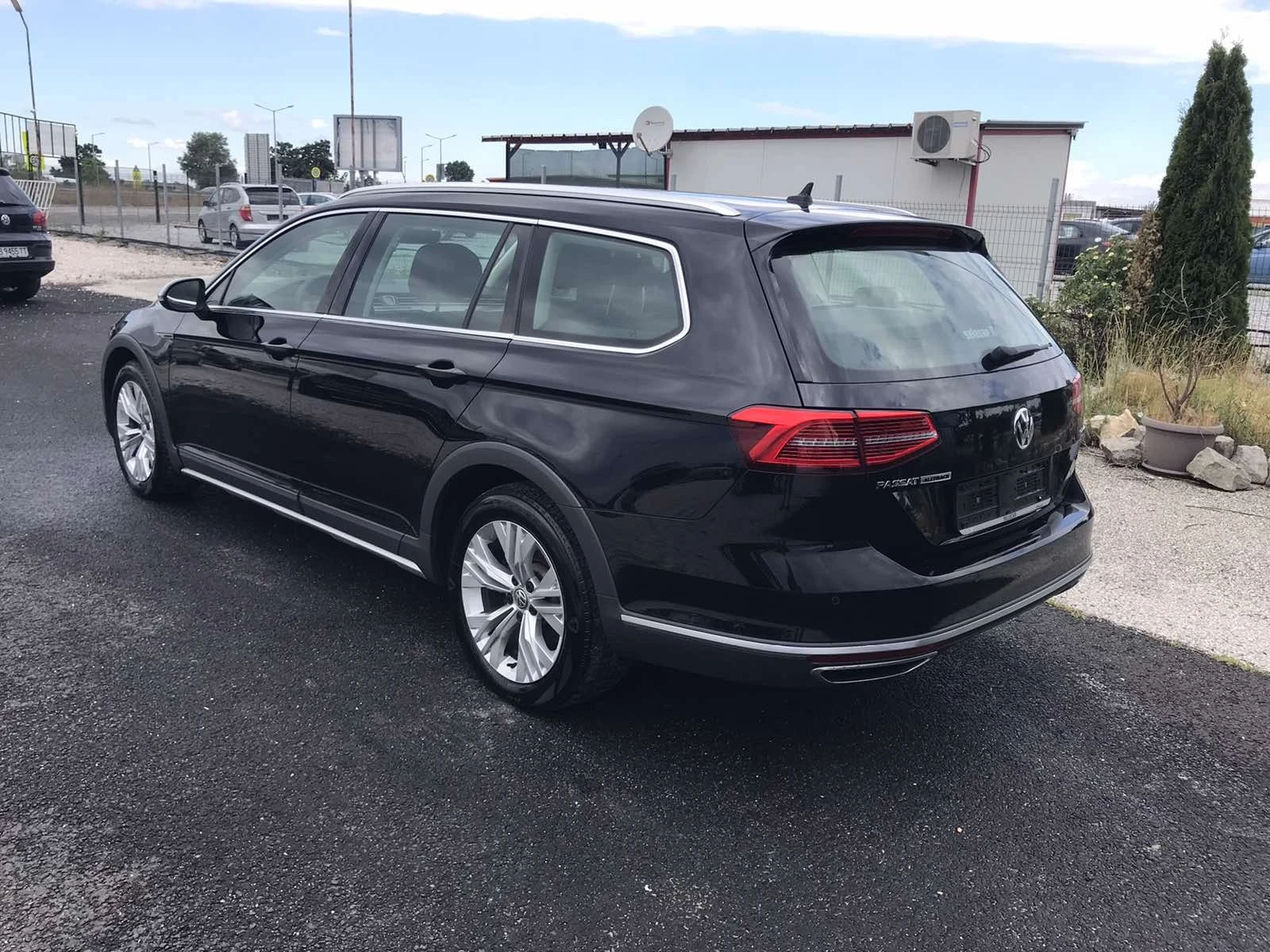 VW Passat Alltrack 2.0tdi 190ks - изображение 7