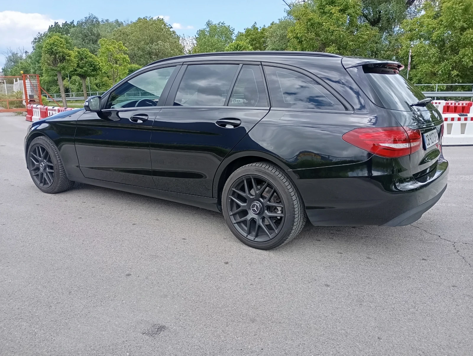 Mercedes-Benz C 220 9G tronic - изображение 8