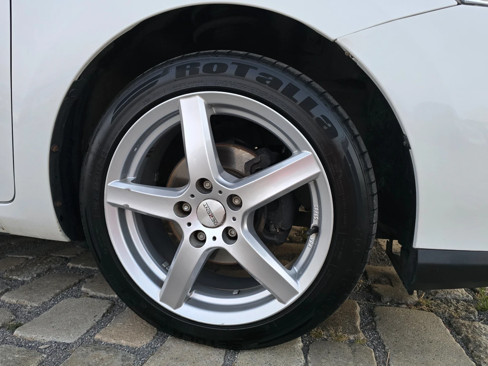 Toyota Auris 1.8 Hybrid Автоматик ЕВРО 5 - изображение 10