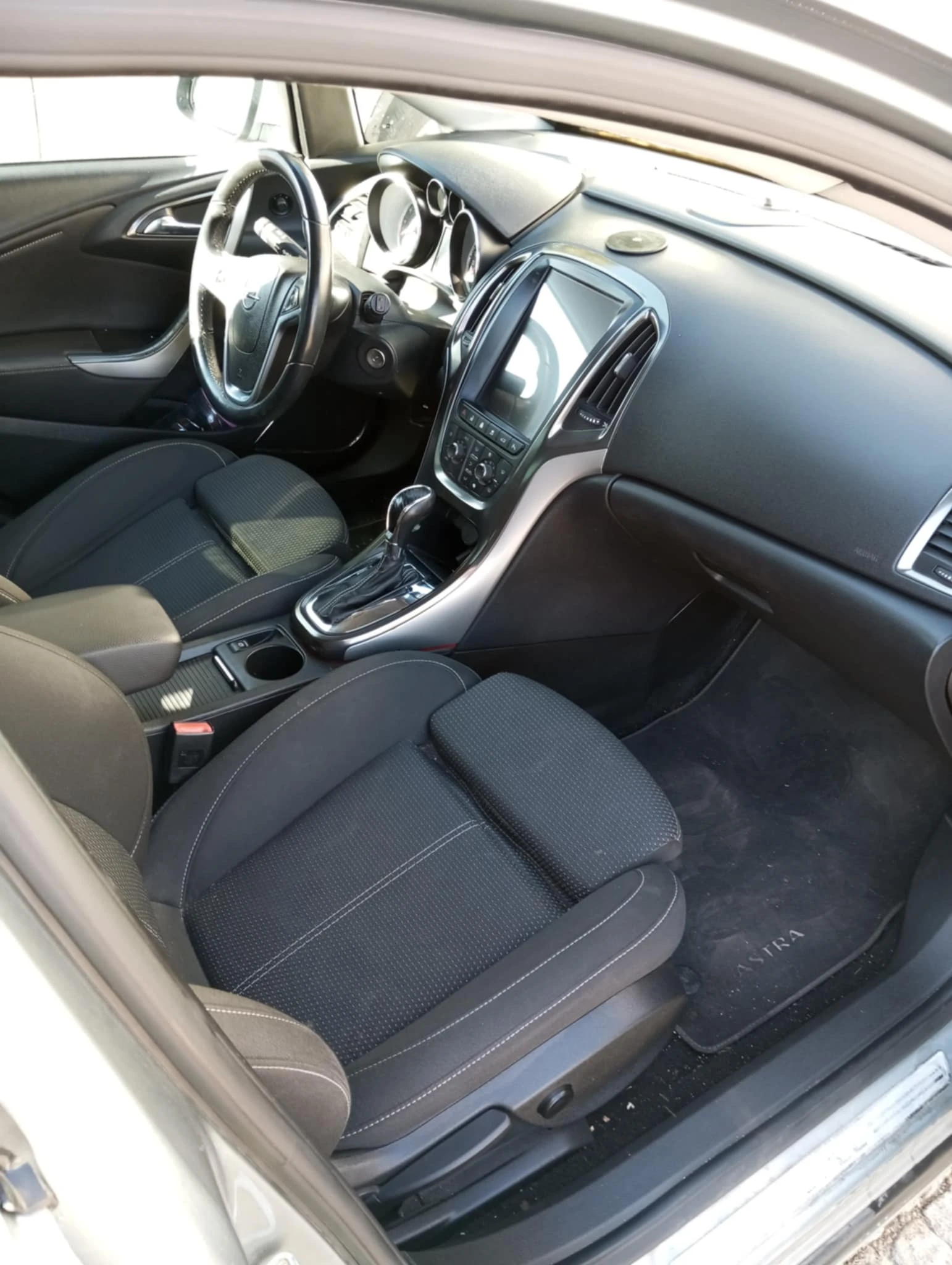 Opel Astra 1.6 - изображение 6