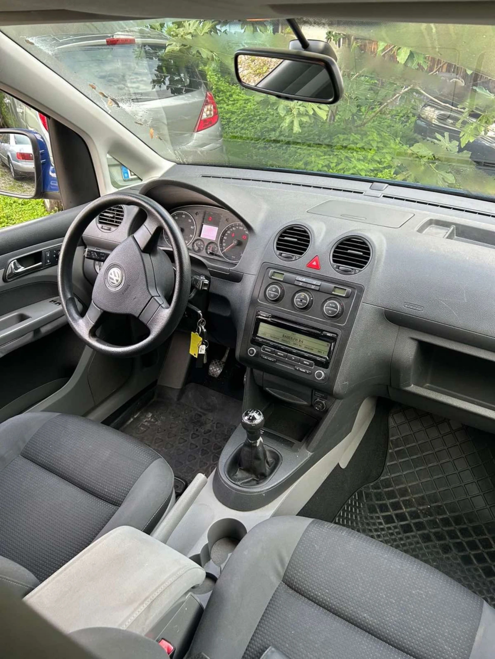 VW Caddy  - изображение 9