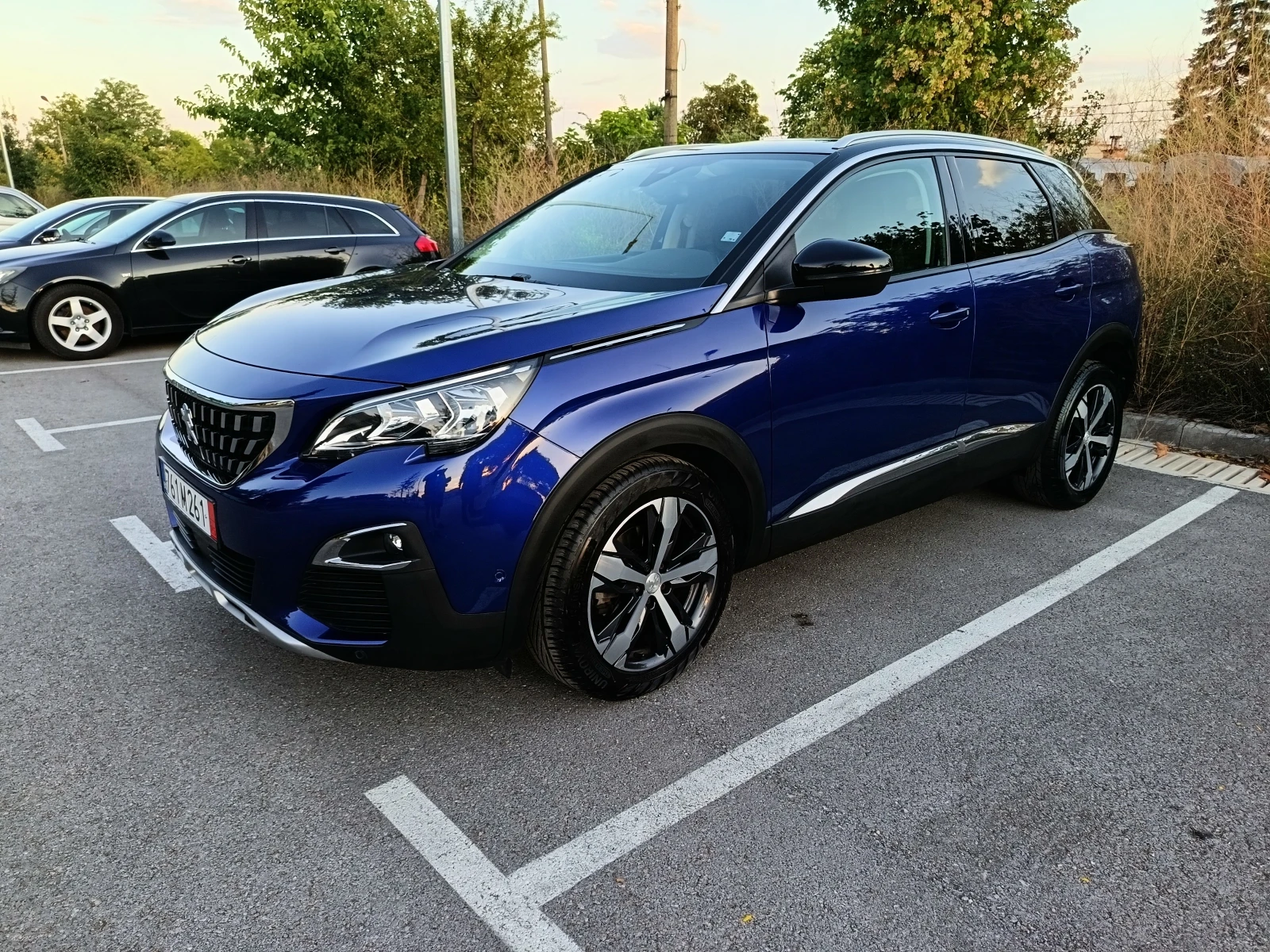 Peugeot 3008 1.2 PureTech Allure РЕАЛНИ КИЛОМЕТРИ СЕРВ. КНИЖКА - изображение 3
