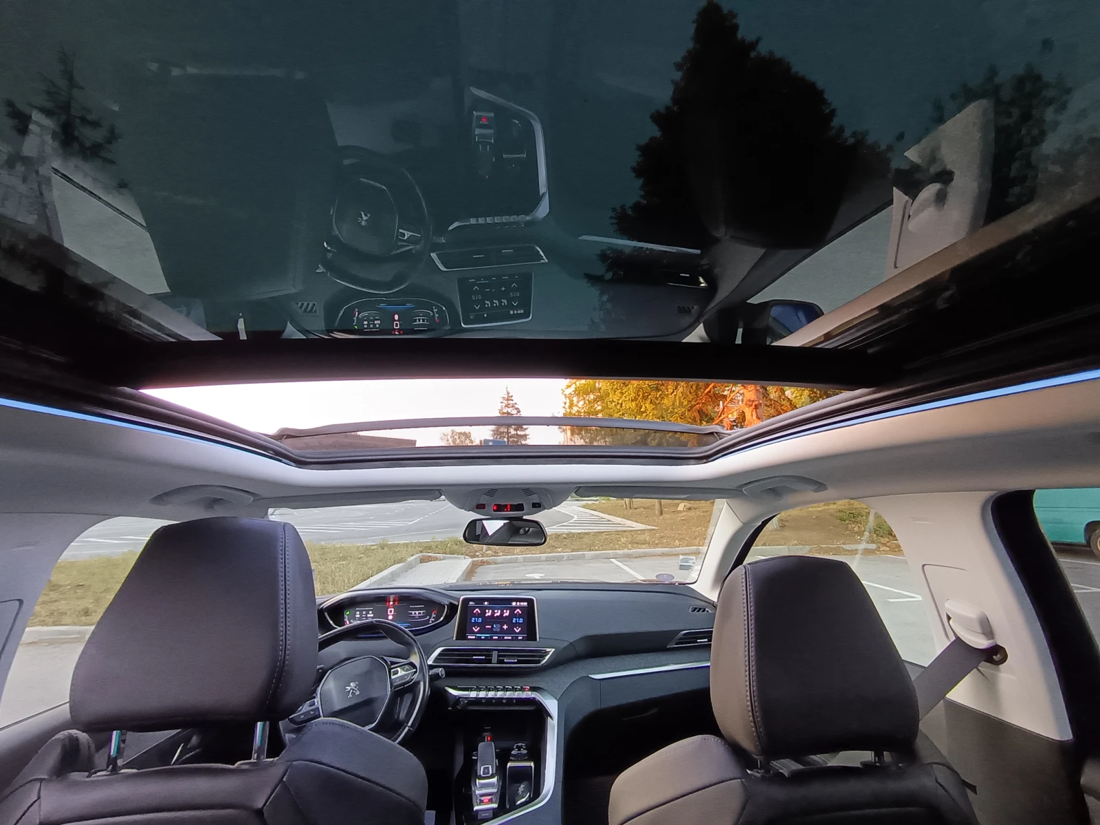 Peugeot 3008 1.2 PureTech Allure   .  | Mobile.bg   16