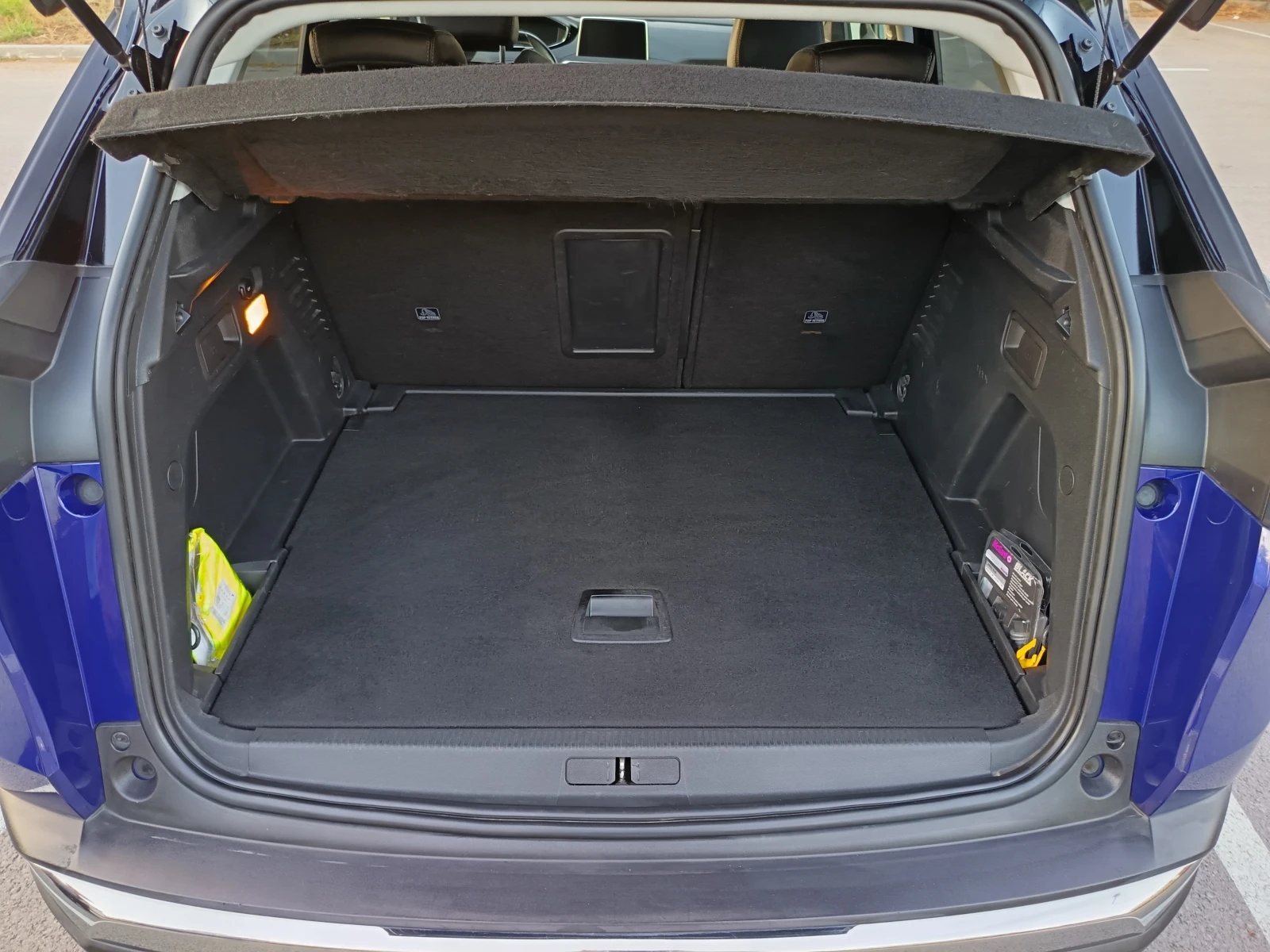 Peugeot 3008 1.2 PureTech Allure   .  | Mobile.bg   17