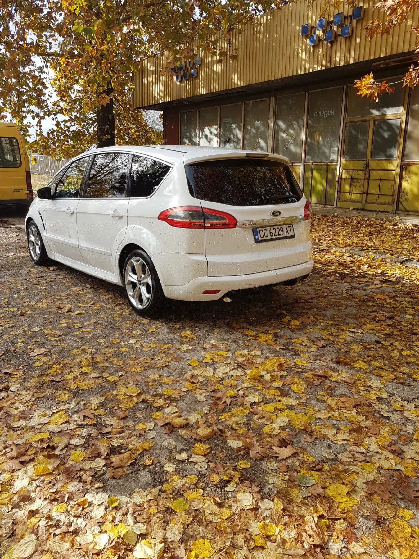 Ford S-Max Titanium x - изображение 7