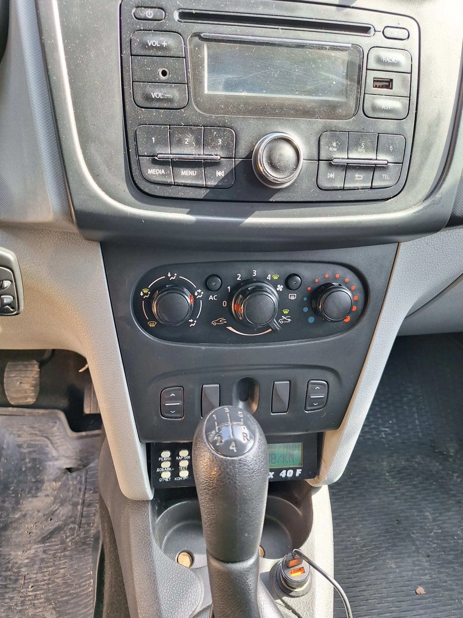 Dacia Logan 1.2 i GAS CLIMA | Mobile.bg � ����������� 12