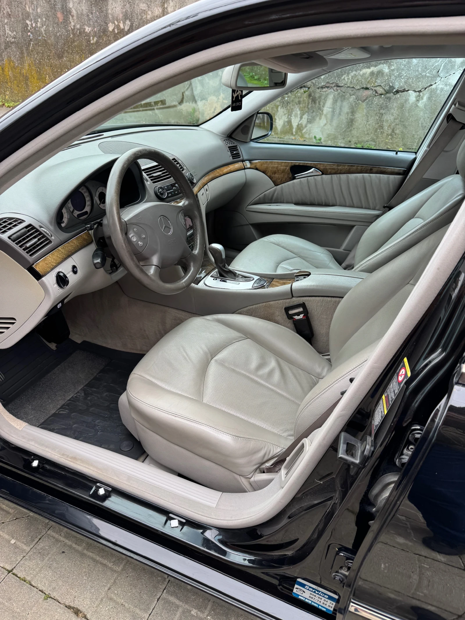 Mercedes-Benz E 320 3.2, снимка 6 - Автомобили и джипове - 53758500