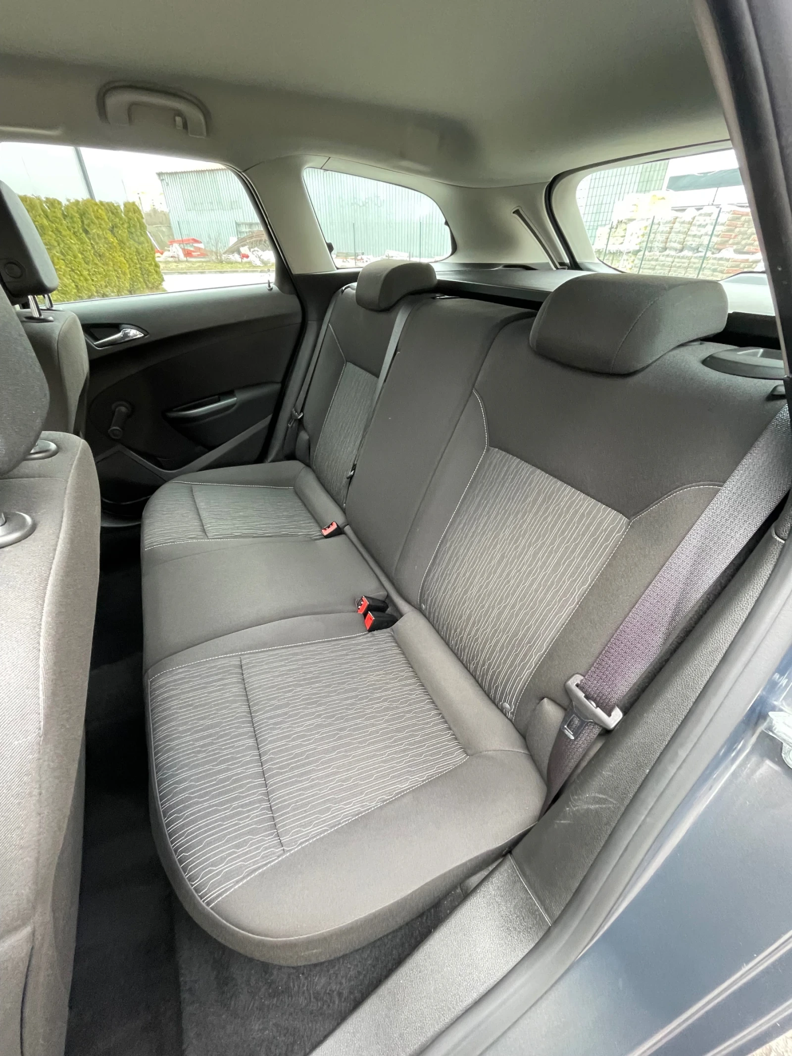 Opel Astra 1.7 CDTI | 2013� | Facelift | 110 ���� | ������ |  | Mobile.bg � ����������� 14