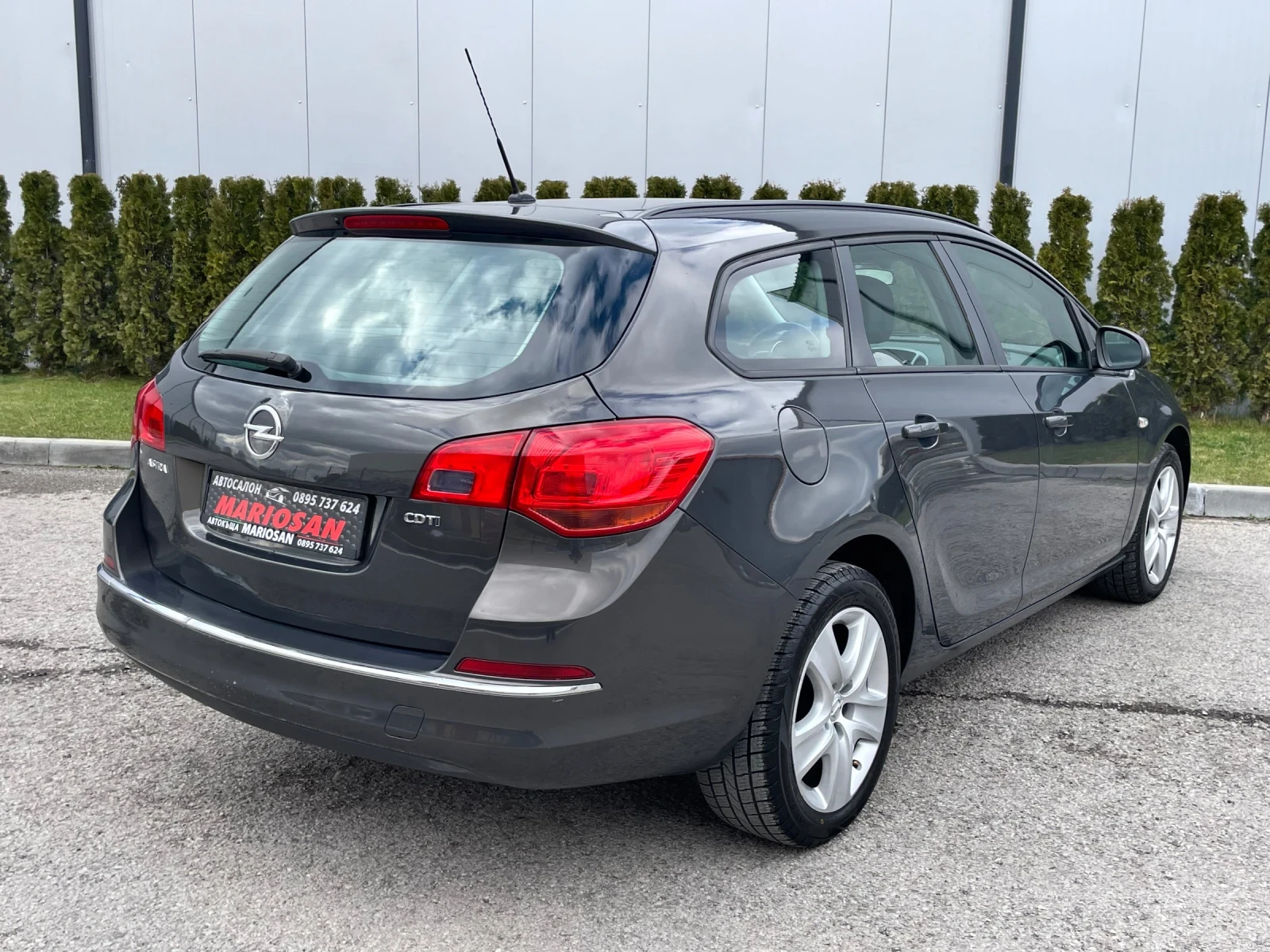 Opel Astra 1.7 CDTI | 2013г | Facelift | 110 Коня | Италия |  - изображение 6