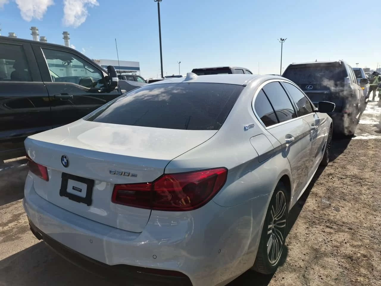 BMW 530E * XDRIVE IPERFORMANCE * ПОДГРЕВ* KEYLESS*  - изображение 7