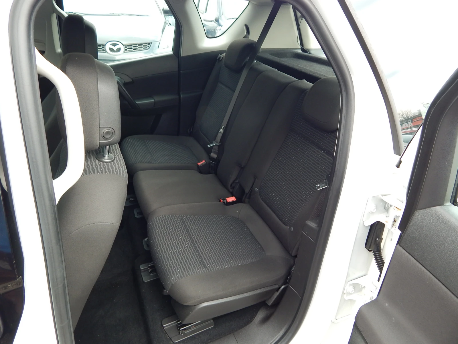 Opel Meriva 1.4T* FACE LIFT* ГАЗОВ ИНЖЕКЦИОН* , снимка 15 - Автомобили и джипове - 53725145