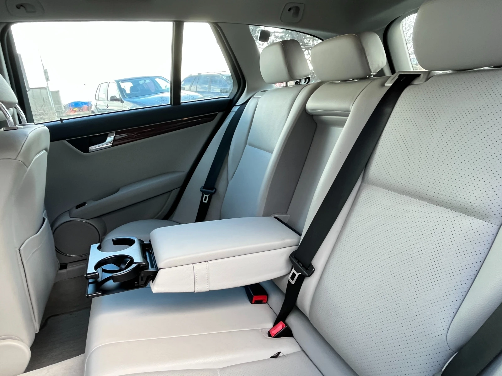 Mercedes-Benz C 200 KOMPRESSOR - ELEGANCE, снимка 8 - Автомобили и джипове - 54094526