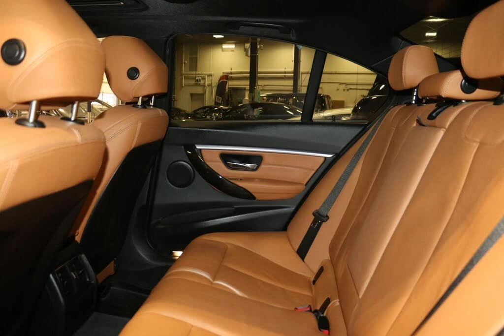 BMW 340 xDrive* АвтоКредит * (ЦЕНА ДО БГ), снимка 8 - Автомобили и джипове - 54205885