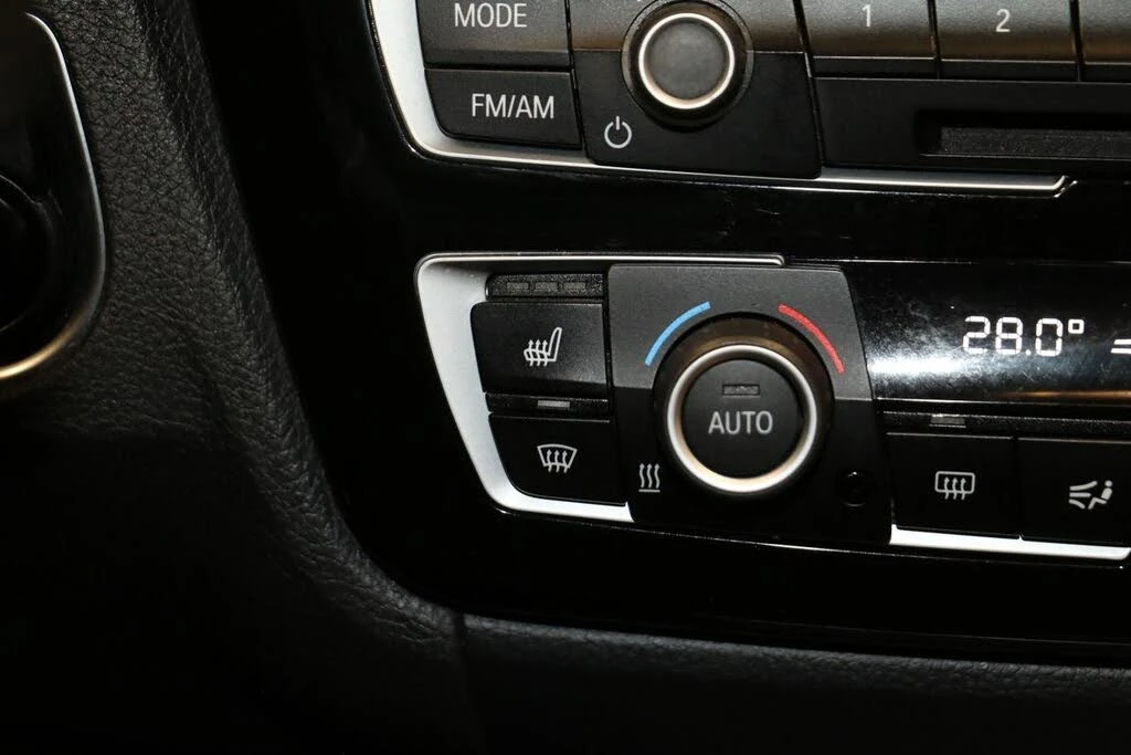 BMW 340 xDrive* АвтоКредит * (ЦЕНА ДО БГ), снимка 15 - Автомобили и джипове - 54205885