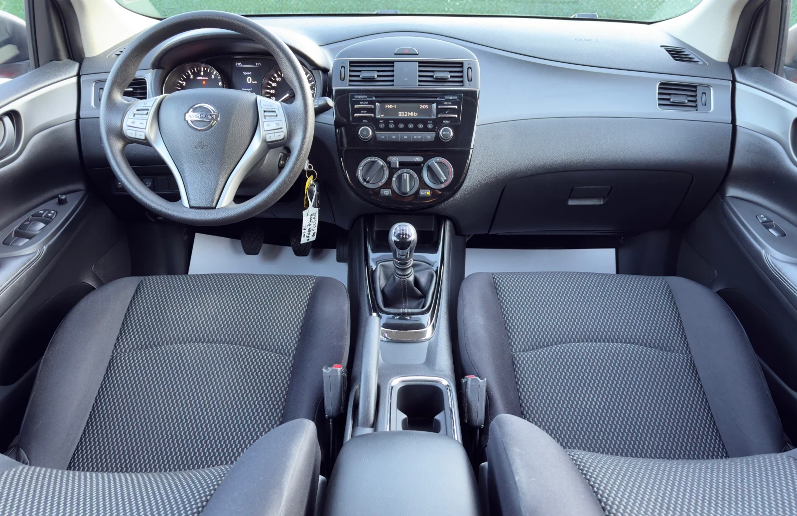 Nissan Pulsar 1.2i EURO 6, снимка 10 - Автомобили и джипове - 54416030