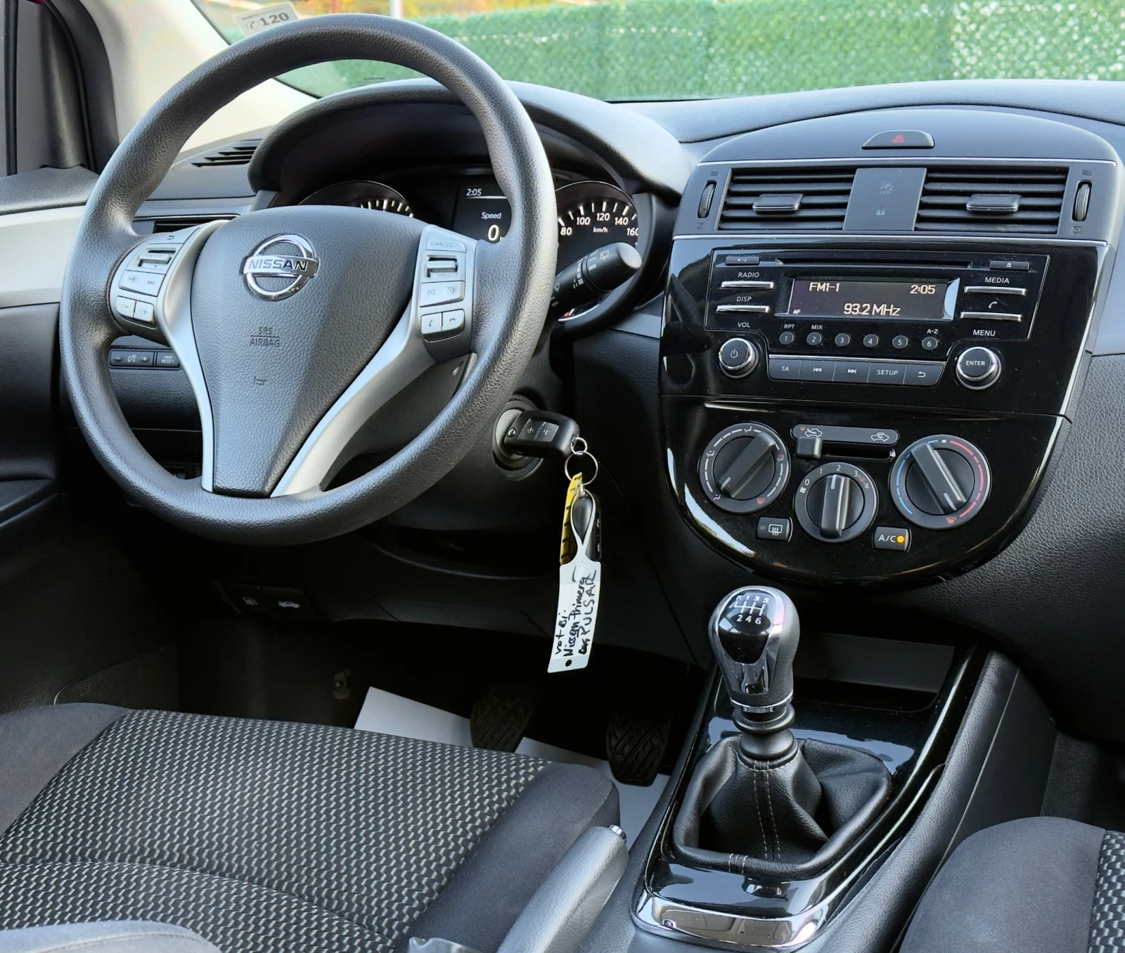 Nissan Pulsar 1.2i EURO 6, снимка 12 - Автомобили и джипове - 54416030