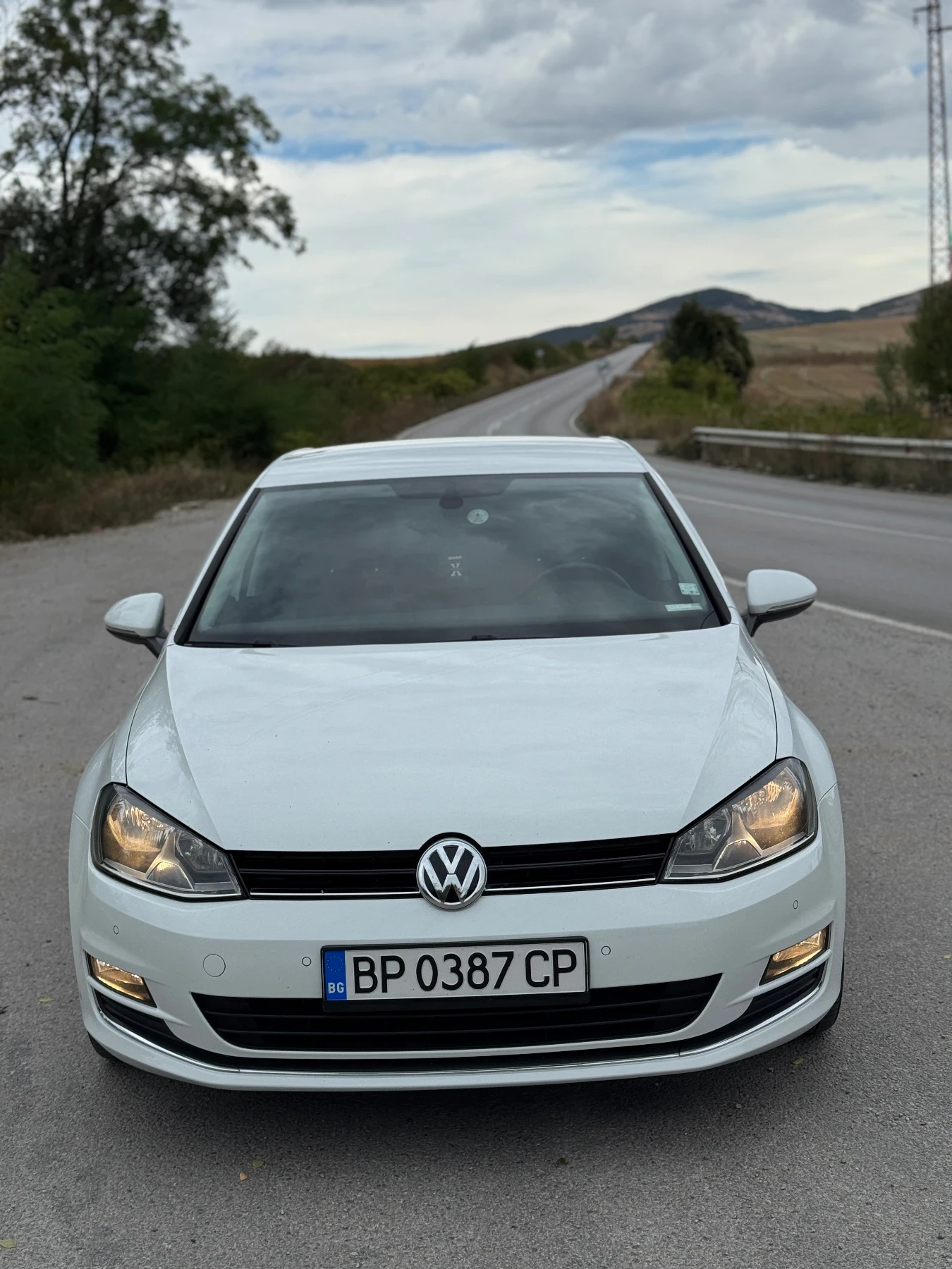 VW Golf HIGHLINE 1.6TDI 110 hp, снимка 6 - Автомобили и джипове - 54753653