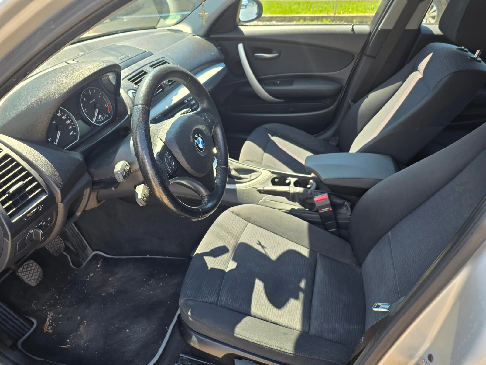 BMW 118 2.0D, снимка 9 - Автомобили и джипове - 54870804