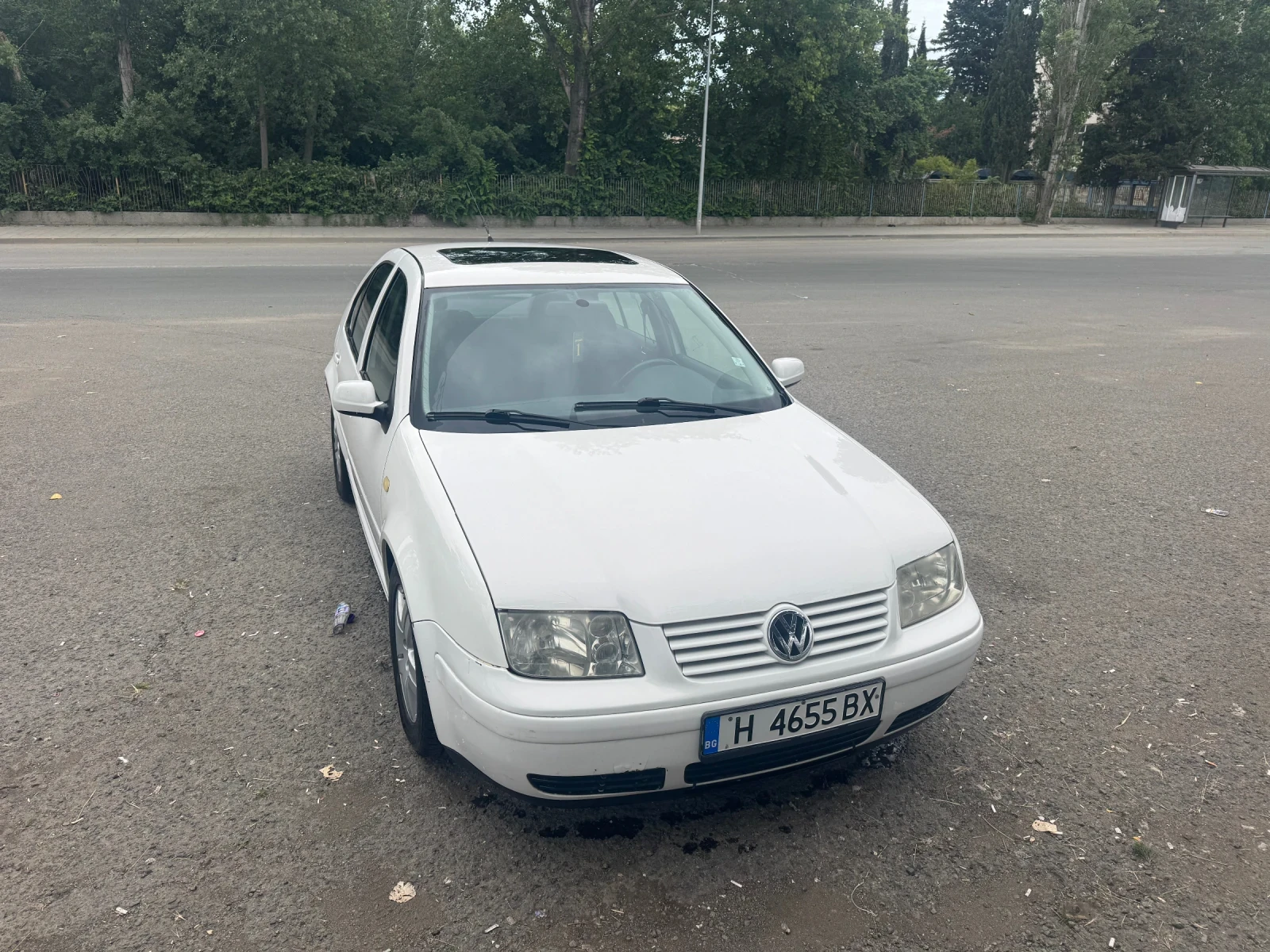 VW Bora 1.6 SR, снимка 8 - Автомобили и джипове - 54890106