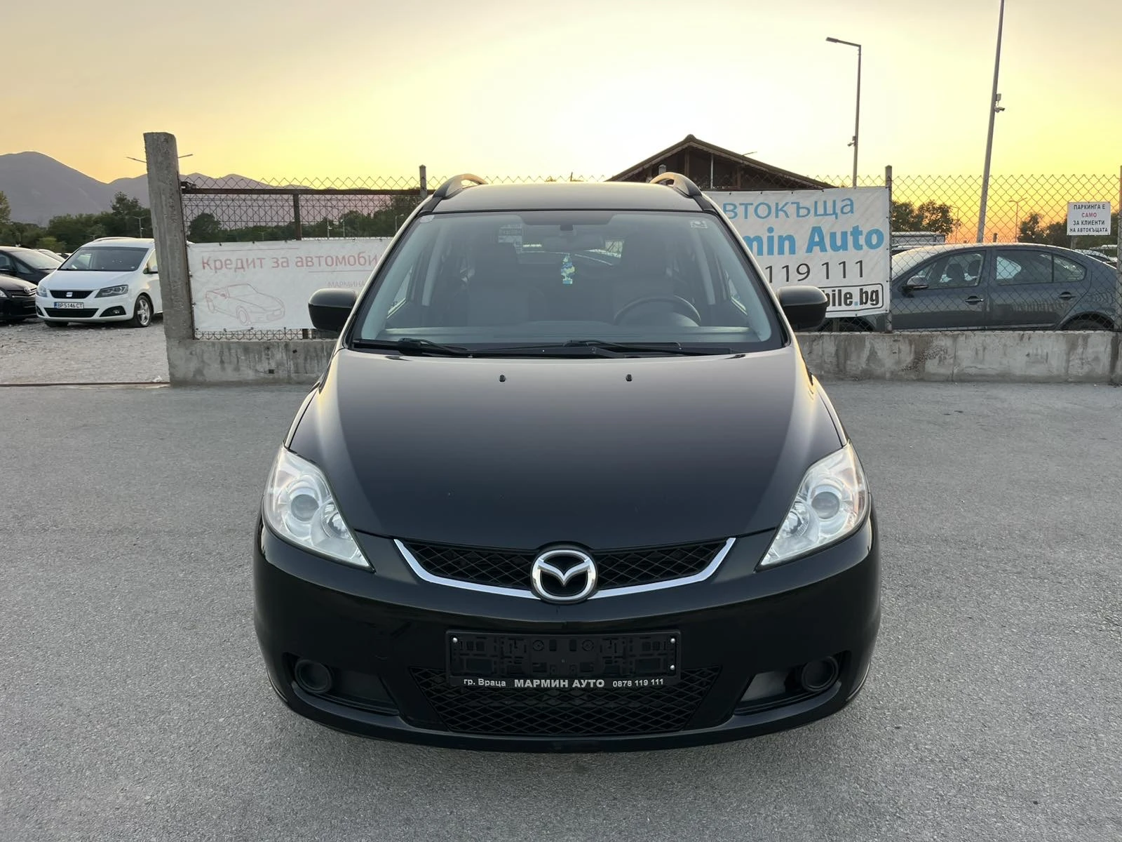 Mazda 5 2.0d 110кс 6 СКОРОСТИ 7 МЕСТА ПЕРФЕКТНА, снимка 2 - Автомобили и джипове - 55513645