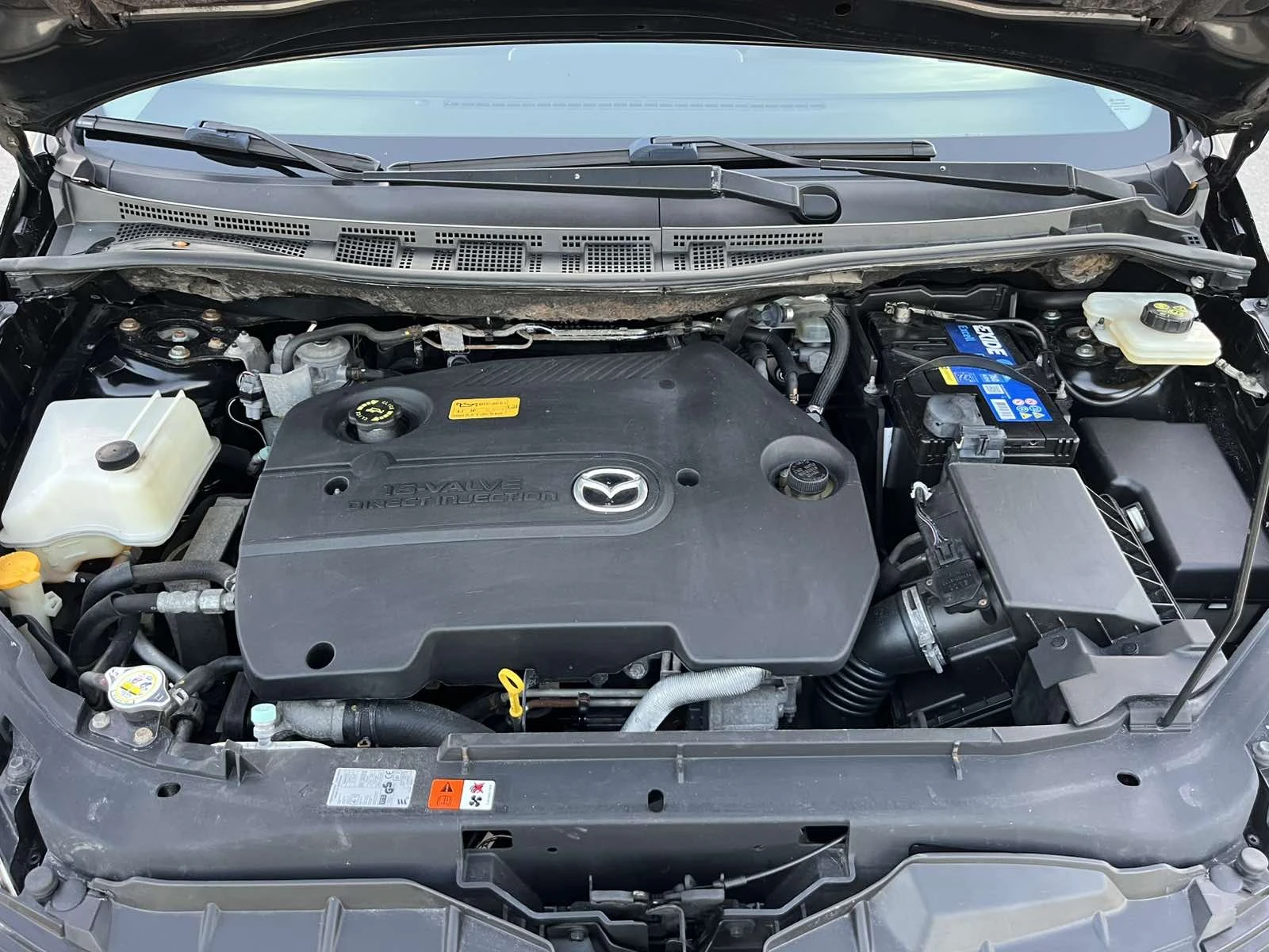 Mazda 5 2.0d 110кс 6 СКОРОСТИ 7 МЕСТА ПЕРФЕКТНА, снимка 15 - Автомобили и джипове - 55513645
