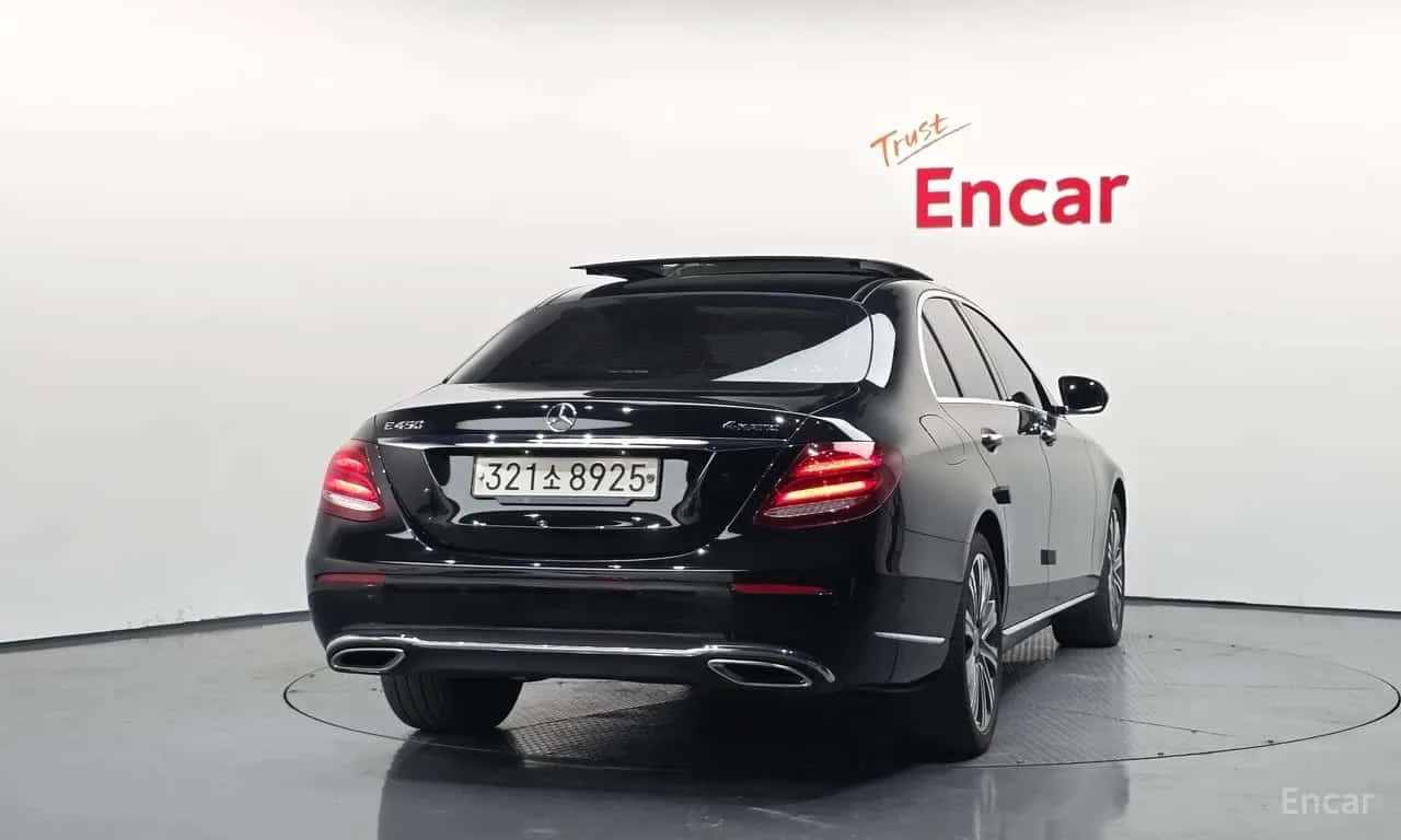 Mercedes-Benz E 450 4MATIC/360/DIS/HUD/BURMESTER/ОБДУХВАНЕ, снимка 4 - Автомобили и джипове - 55786925