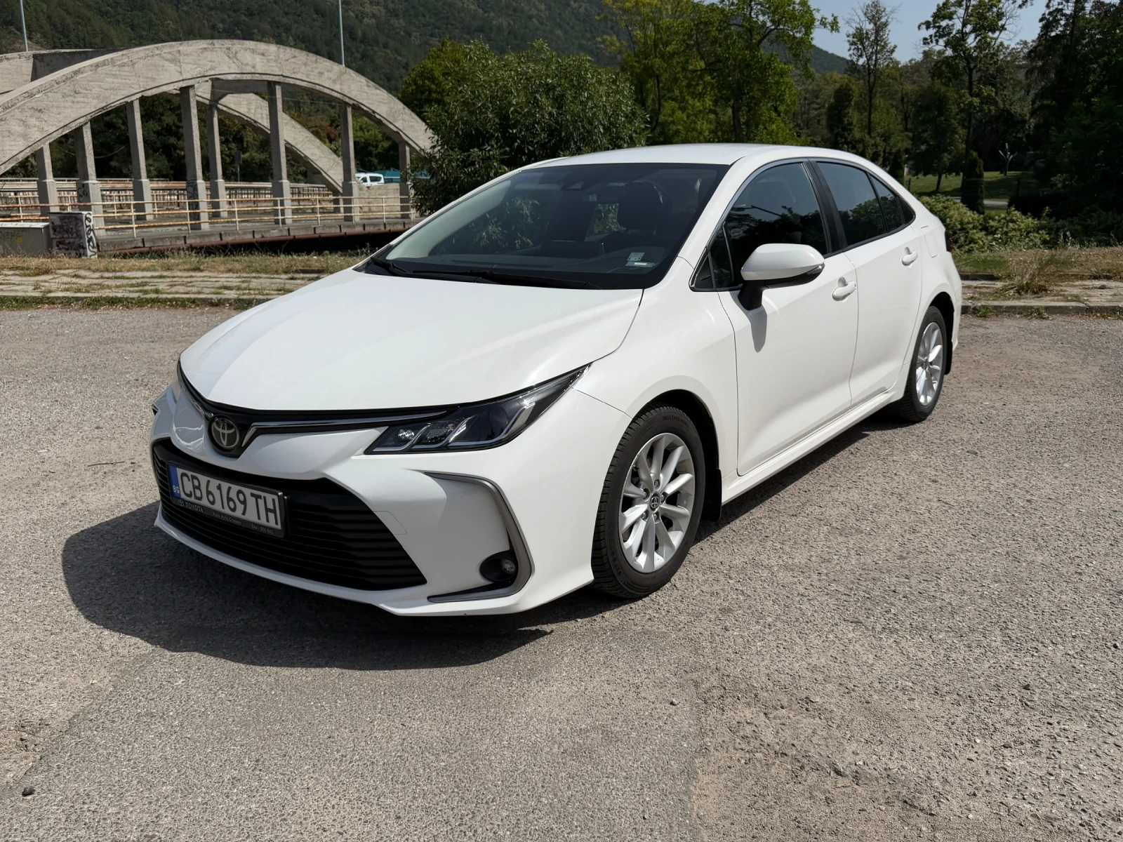 Toyota Corolla Toyota Corolla 1.5 Бензин Автоматик | 2022 | Отлич, снимка 5 - Автомобили и джипове - 55872642