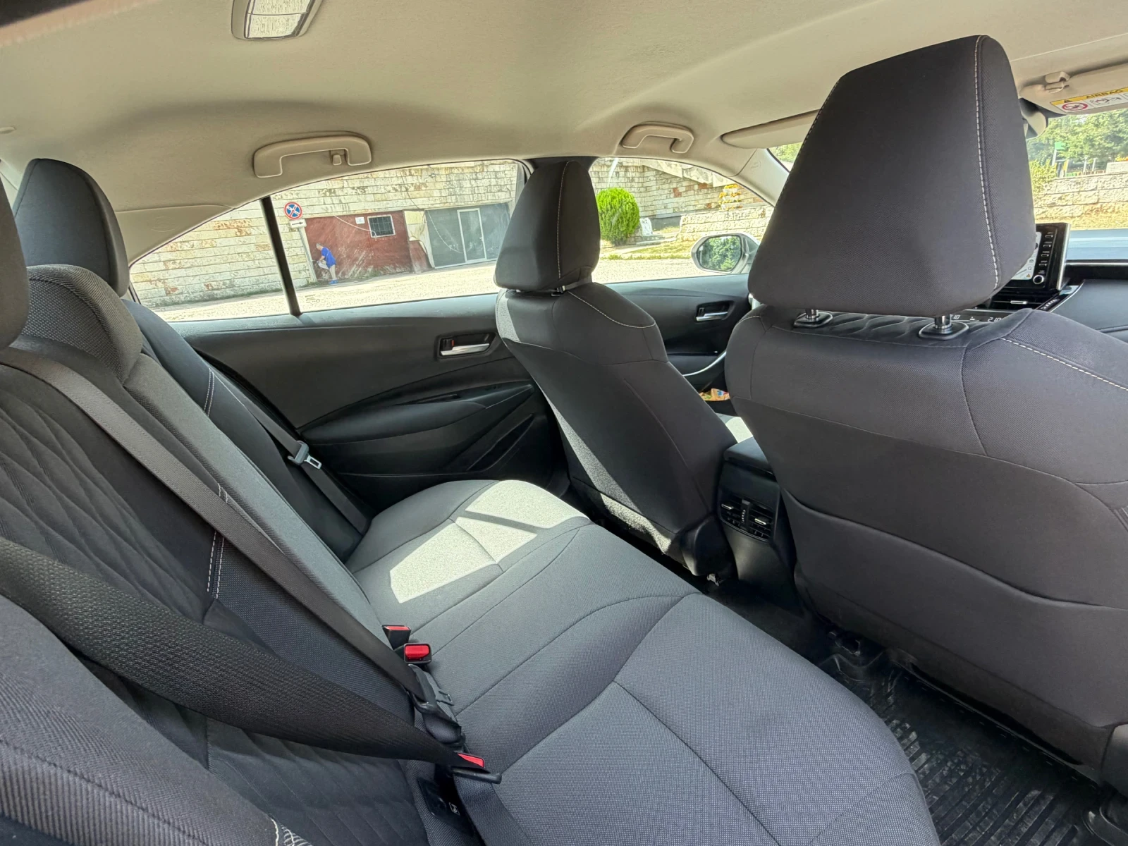 Toyota Corolla Toyota Corolla 1.5 Бензин Автоматик | 2022 | Отлич, снимка 13 - Автомобили и джипове - 55872642