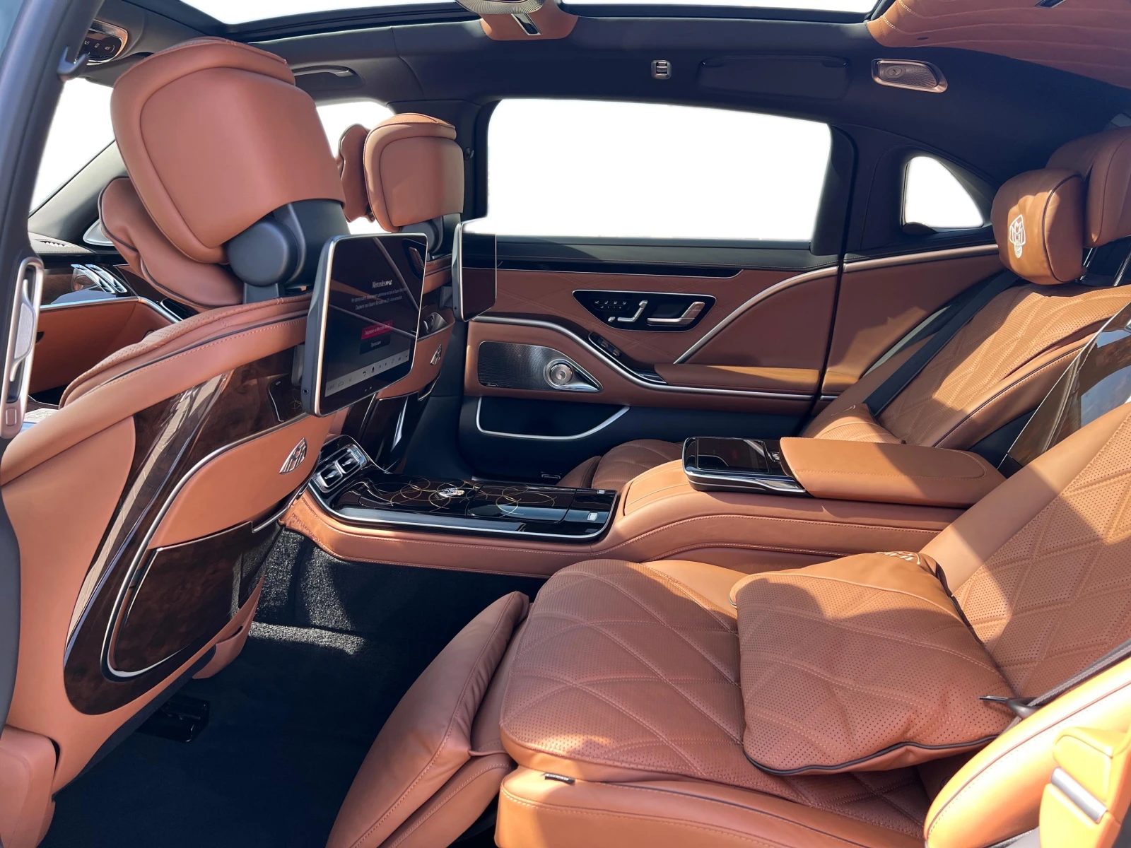 Mercedes-Benz S 680 4MATIC Maybach, снимка 14 - Автомобили и джипове - 56326341