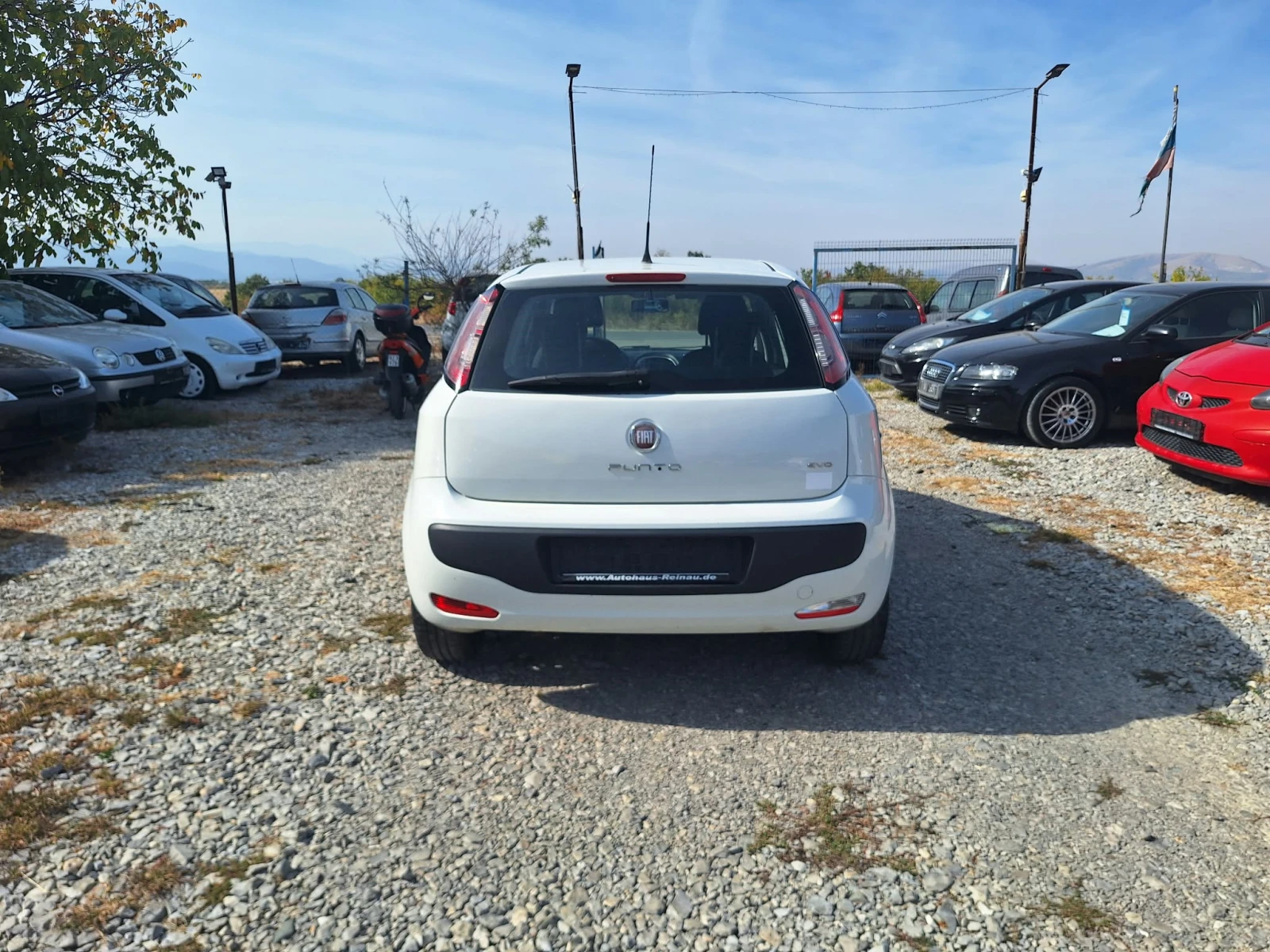 Fiat Punto 1.4i klima EVO, снимка 4 - Автомобили и джипове - 56393339