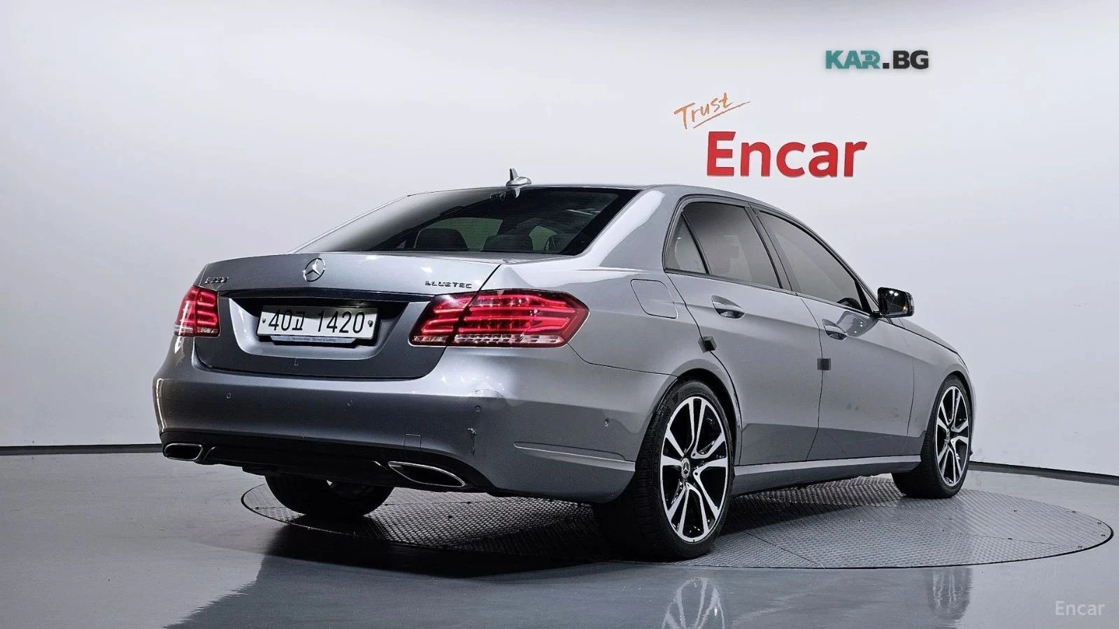 Mercedes-Benz E 220, снимка 2 - Автомобили и джипове - 56689880