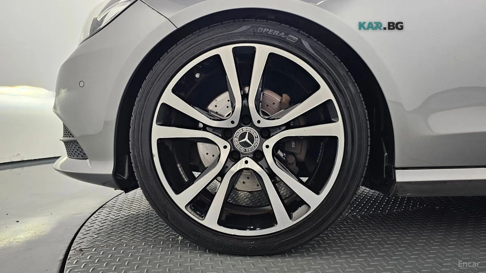 Mercedes-Benz E 220, снимка 5 - Автомобили и джипове - 56689880
