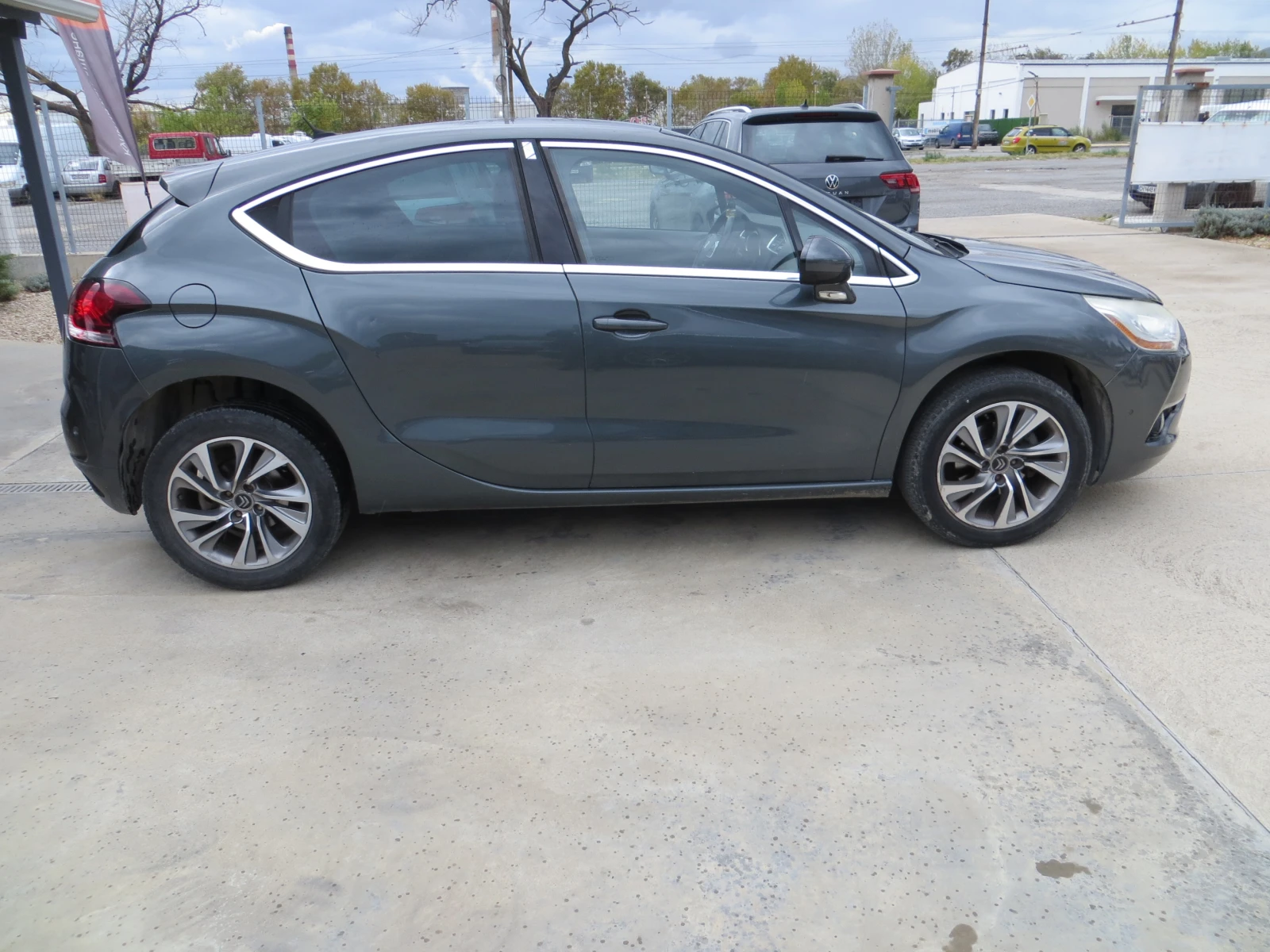 Citroen DS4 1.6HDI, снимка 3 - Автомобили и джипове - 56722666