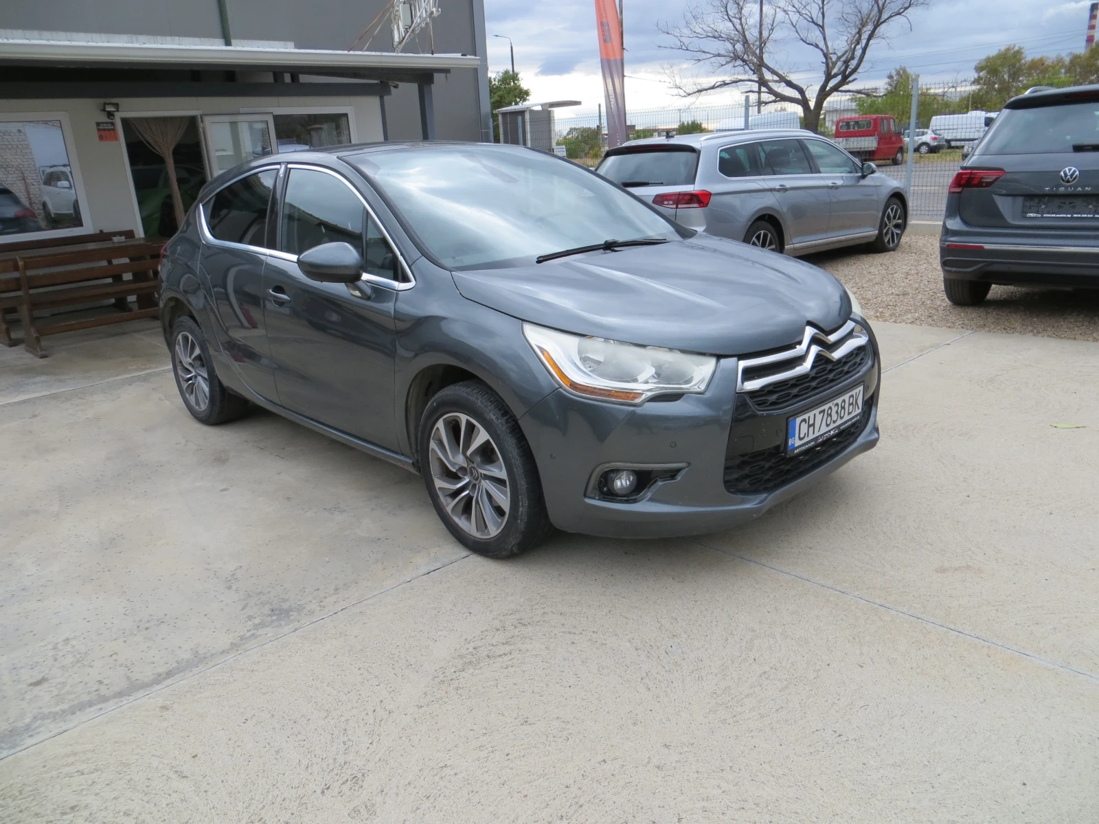 Citroen DS4 1.6HDI, снимка 2 - Автомобили и джипове - 56722666