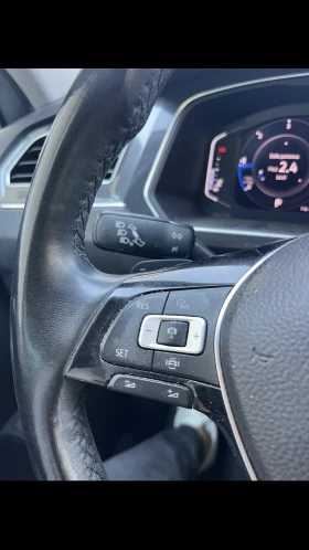VW Tiguan R-Line DSG NAVI - 37500 лв. - 20083852 13