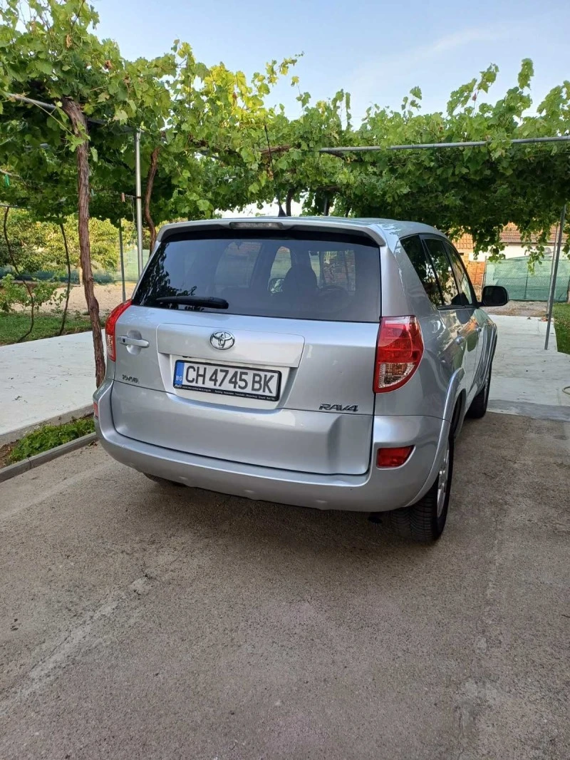 Toyota Rav4, снимка 13 - Автомобили и джипове - 47132950