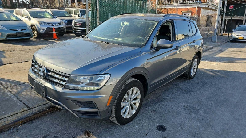 VW Tiguan S, снимка 1 - Автомобили и джипове - 48996051