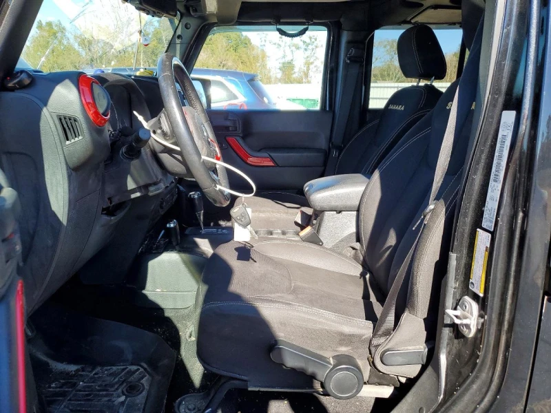 Jeep Wrangler UNLIMITED SAHARA, снимка 7 - Автомобили и джипове - 53259645