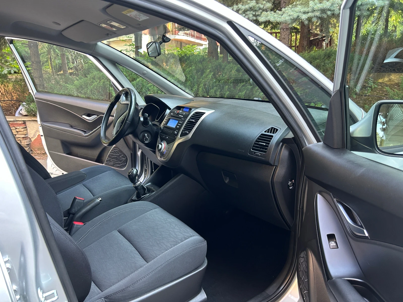 Hyundai Ix20 1.4 бензин, 96700 км ! - изображение 6