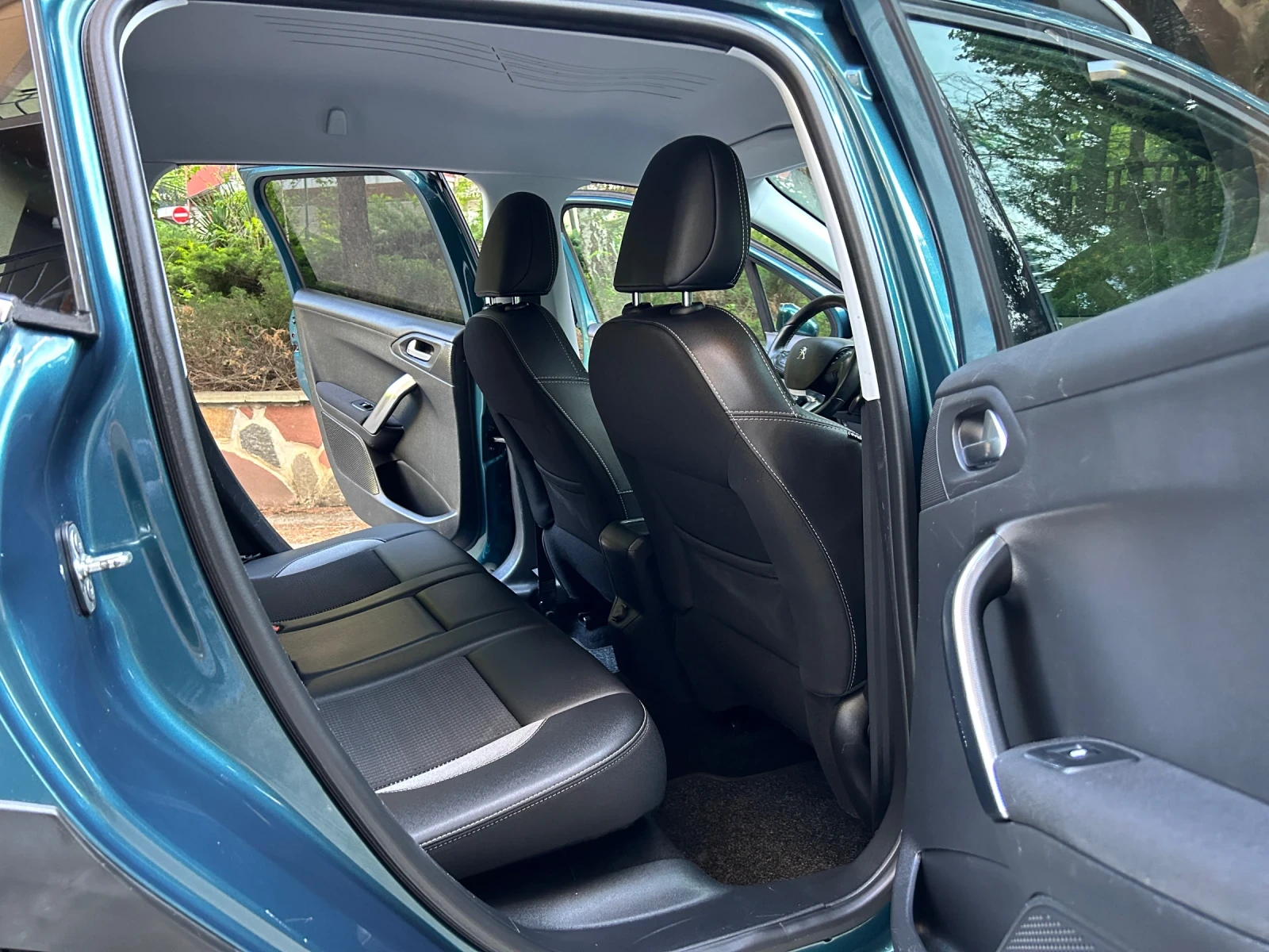 Peugeot 2008 1.2 бензин, АВТОМАТИК, EURO 6D, 100000 км  - изображение 8