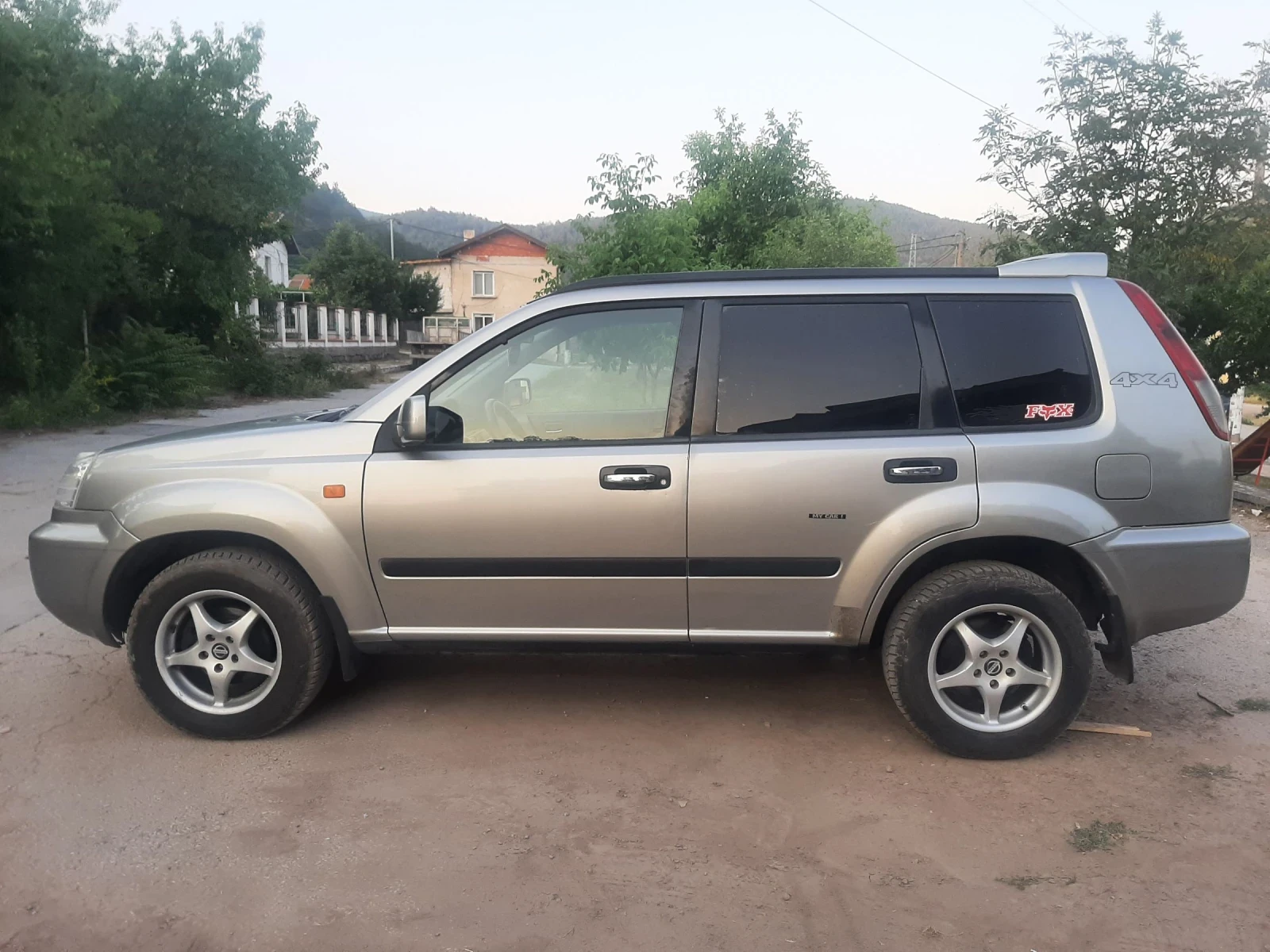 Nissan X-trail 2.2TDI KLIMATRON 4x4 BLOKAJ - изображение 5