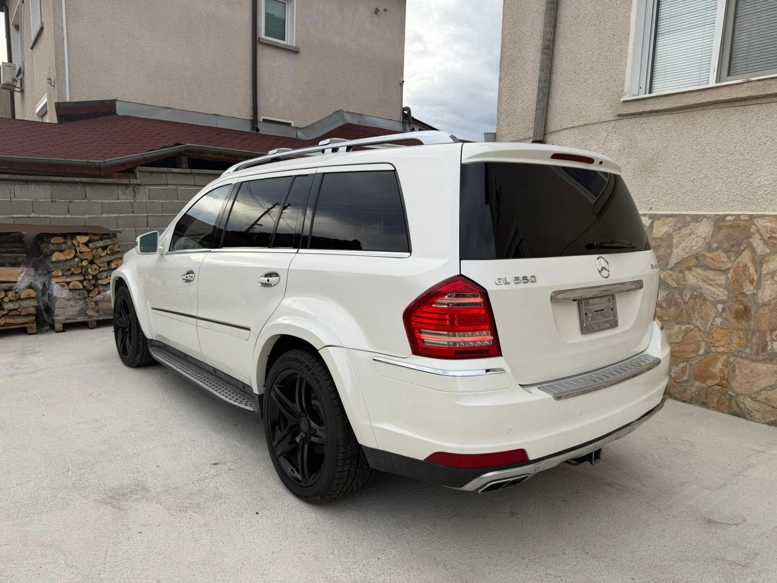Mercedes-Benz GL 550  - изображение 3