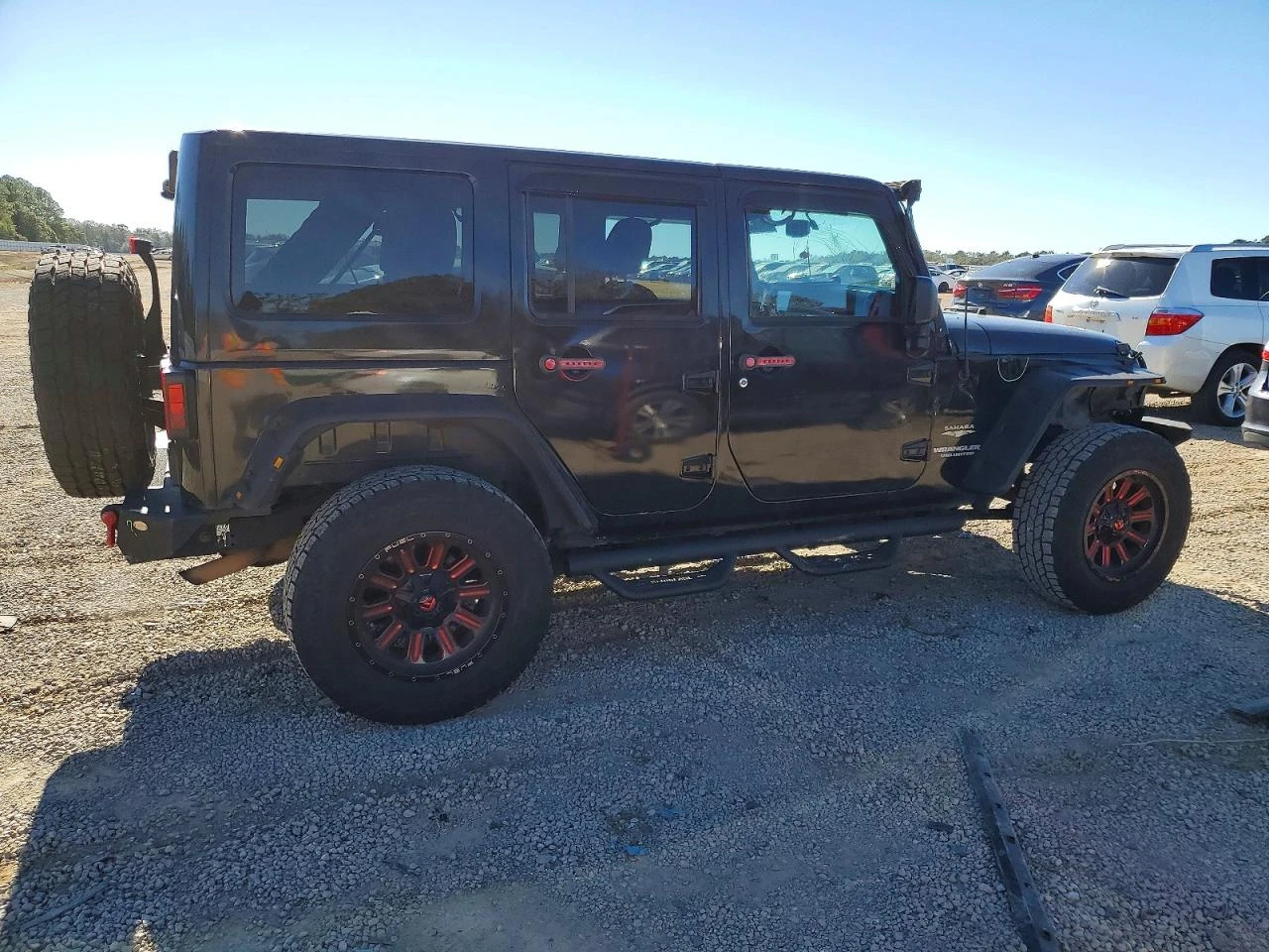 Jeep Wrangler UNLIMITED SAHARA - изображение 6