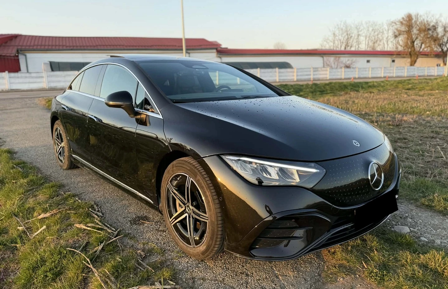 Mercedes-Benz EQE 350+ AMG-Line, снимка 2 - Автомобили и джипове - 53907838