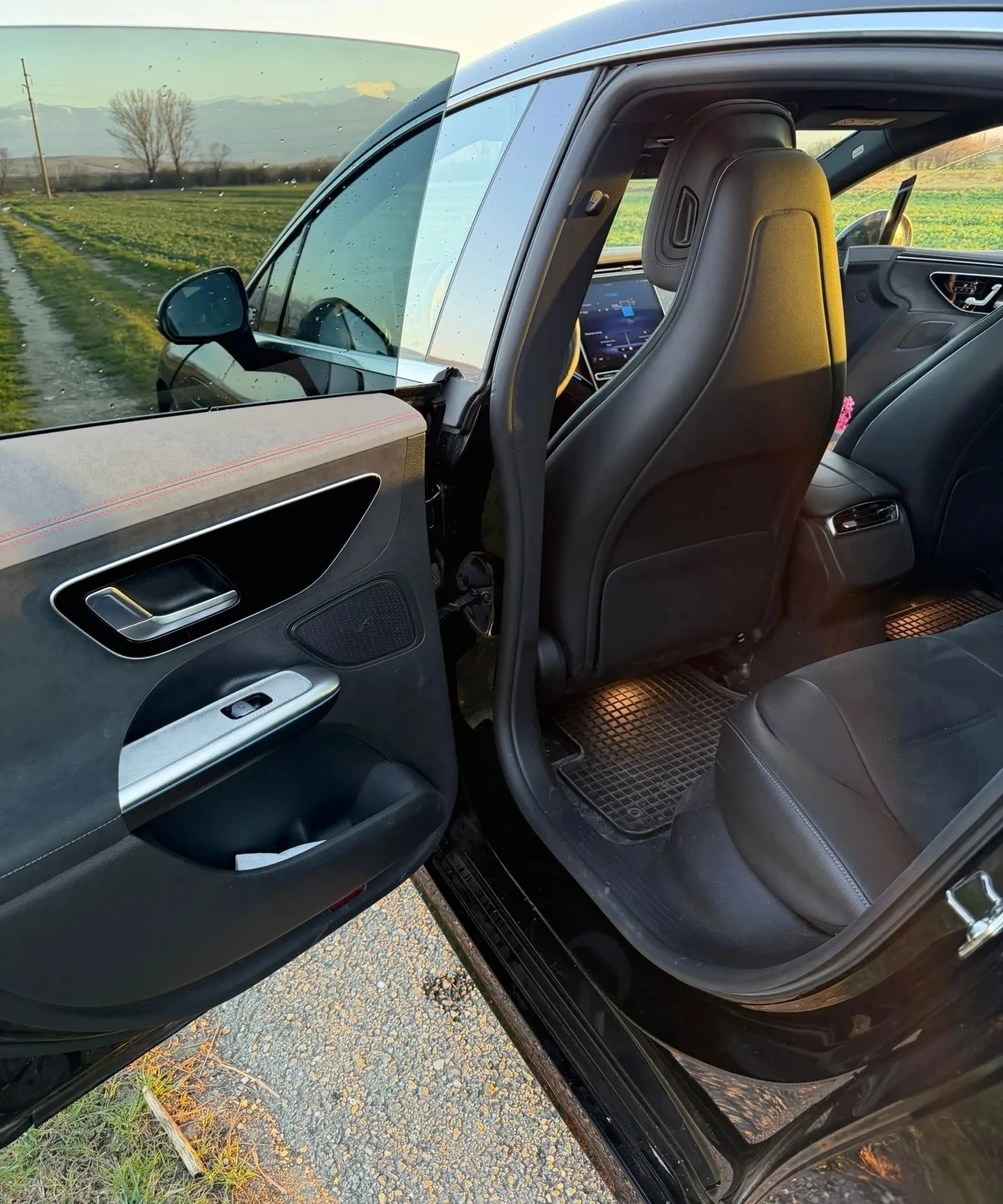 Mercedes-Benz EQE 350+ AMG-Line, снимка 9 - Автомобили и джипове - 53907838