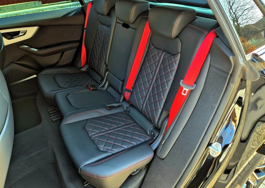 Audi Q8 50TDI Quattro S-Line, снимка 10 - Автомобили и джипове - 53988564