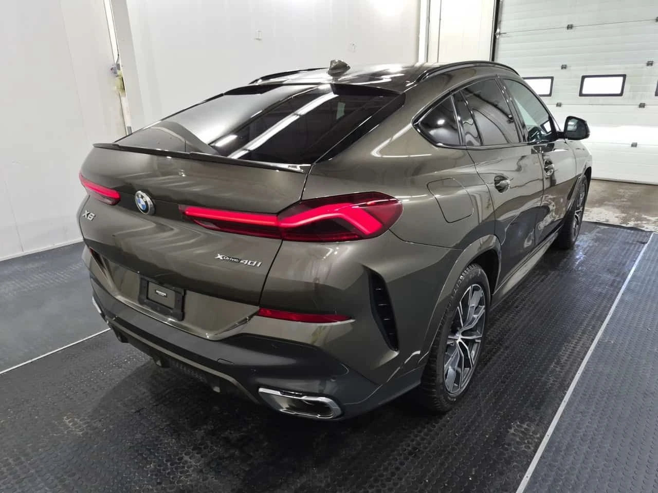 BMW X6 XDRIVE40I  CARFAX | Mobile.bg � ����������� 3