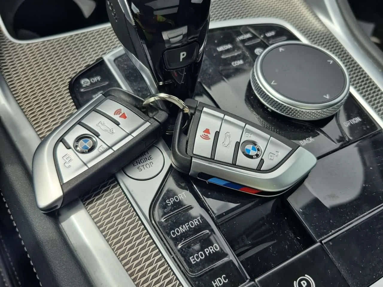 BMW X6 XDRIVE40I  CARFAX | Mobile.bg � ����������� 10