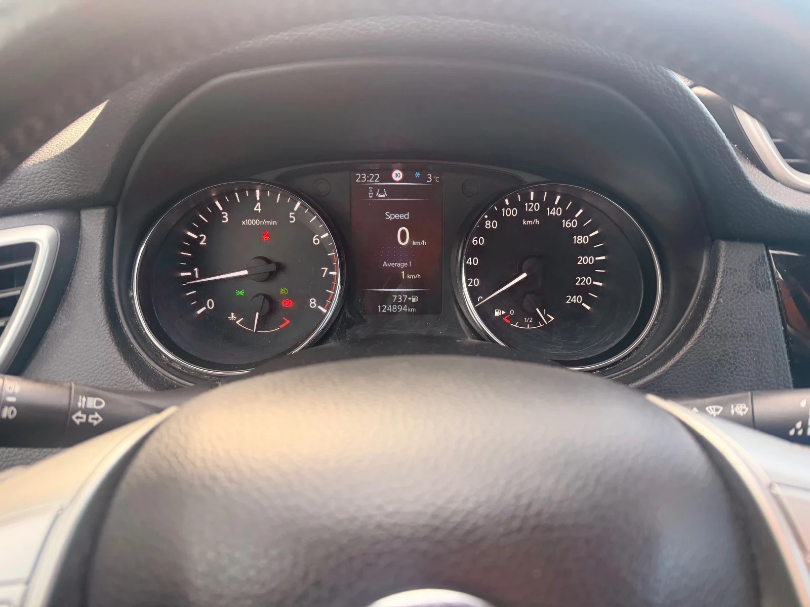 Nissan Qashqai 1.2 I, снимка 8 - Автомобили и джипове - 54214969